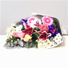 Florist Choice Traditional Simple Gift Wrap Bouquet